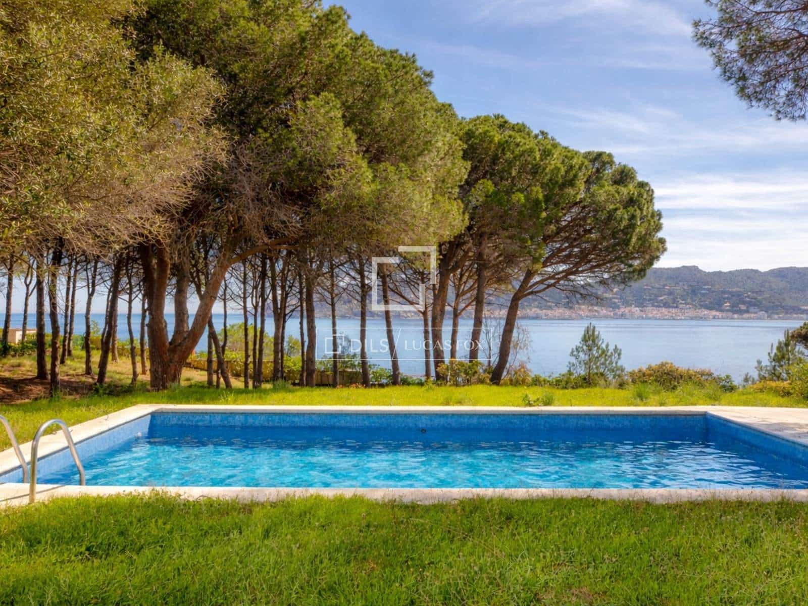 8 bedroom Villa for sale in El Port de la Selva with pool garage - € 3,500,000 (Ref: 9770046)