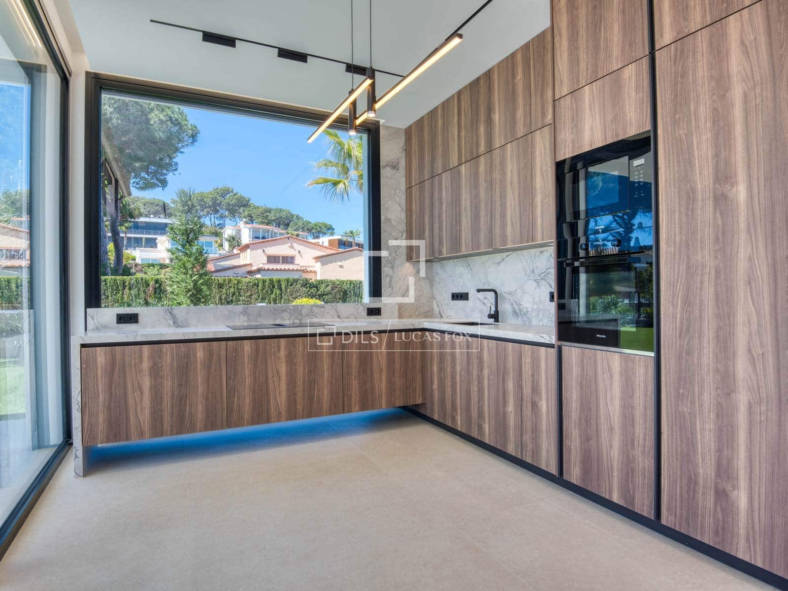 4 bedroom Villa for sale in Platja d'Aro with pool garage - € 2,300,000 (Ref: 9770047)