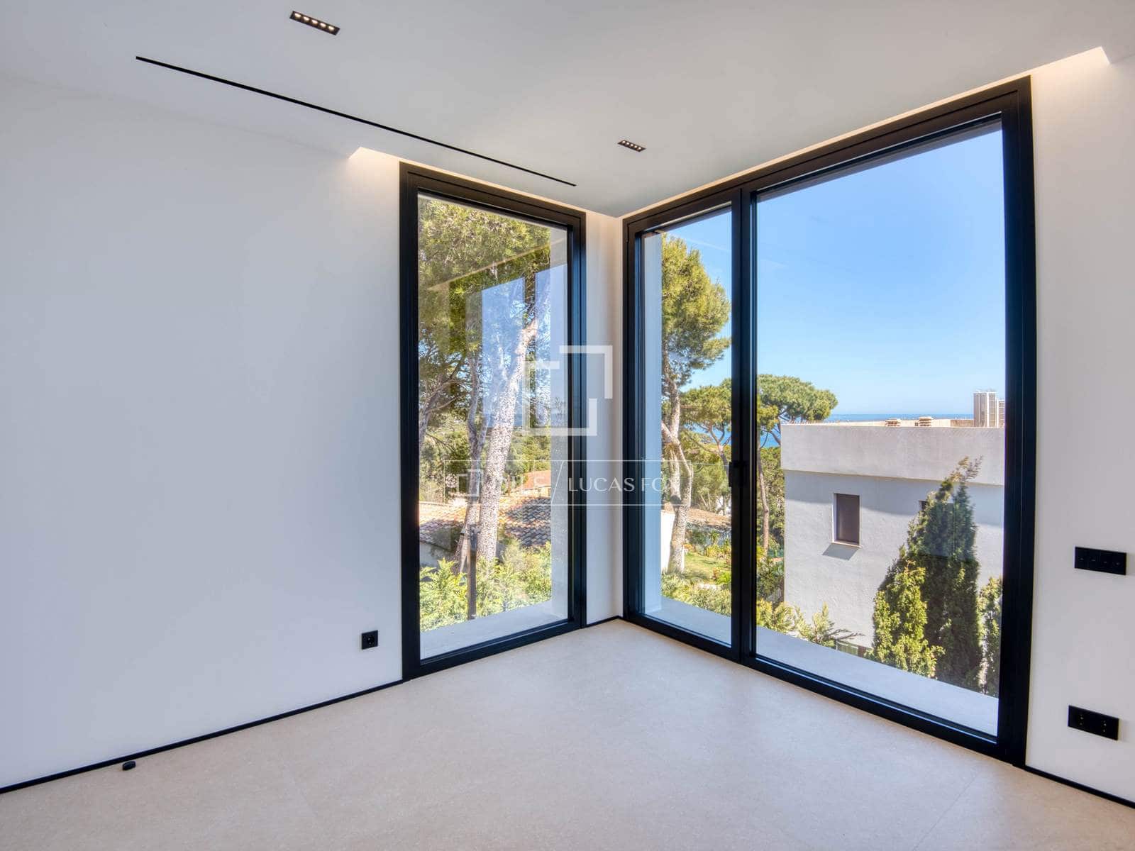 4 bedroom Villa for sale in Platja d'Aro with pool garage - € 2,300,000 (Ref: 9770047)