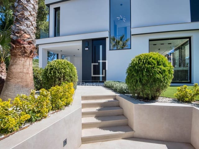 4 soveværelse Villa til salg i Platja d'Aro, Castell-Platja d'Aro med swimmingpool garage - € 2.300.000 (Ref: 9770047)