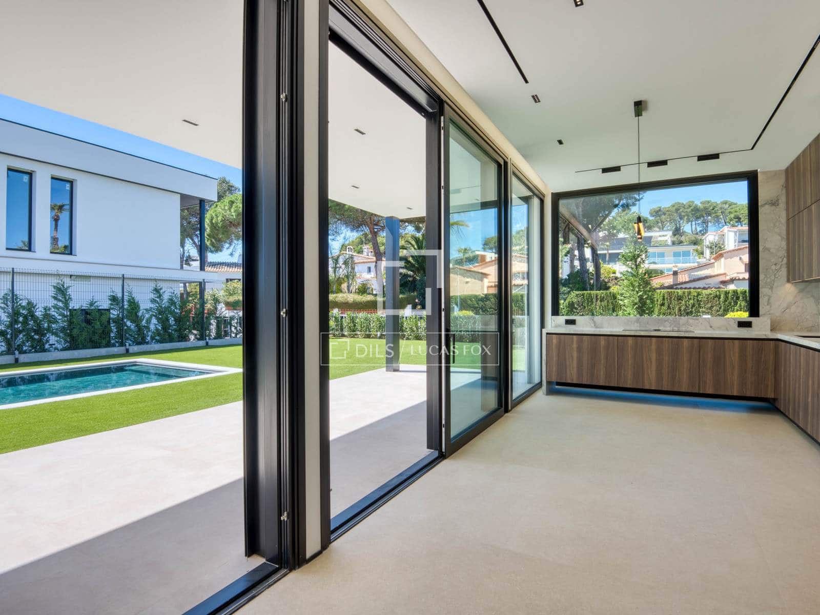4 bedroom Villa for sale in Platja d'Aro with pool garage - € 2,300,000 (Ref: 9770047)