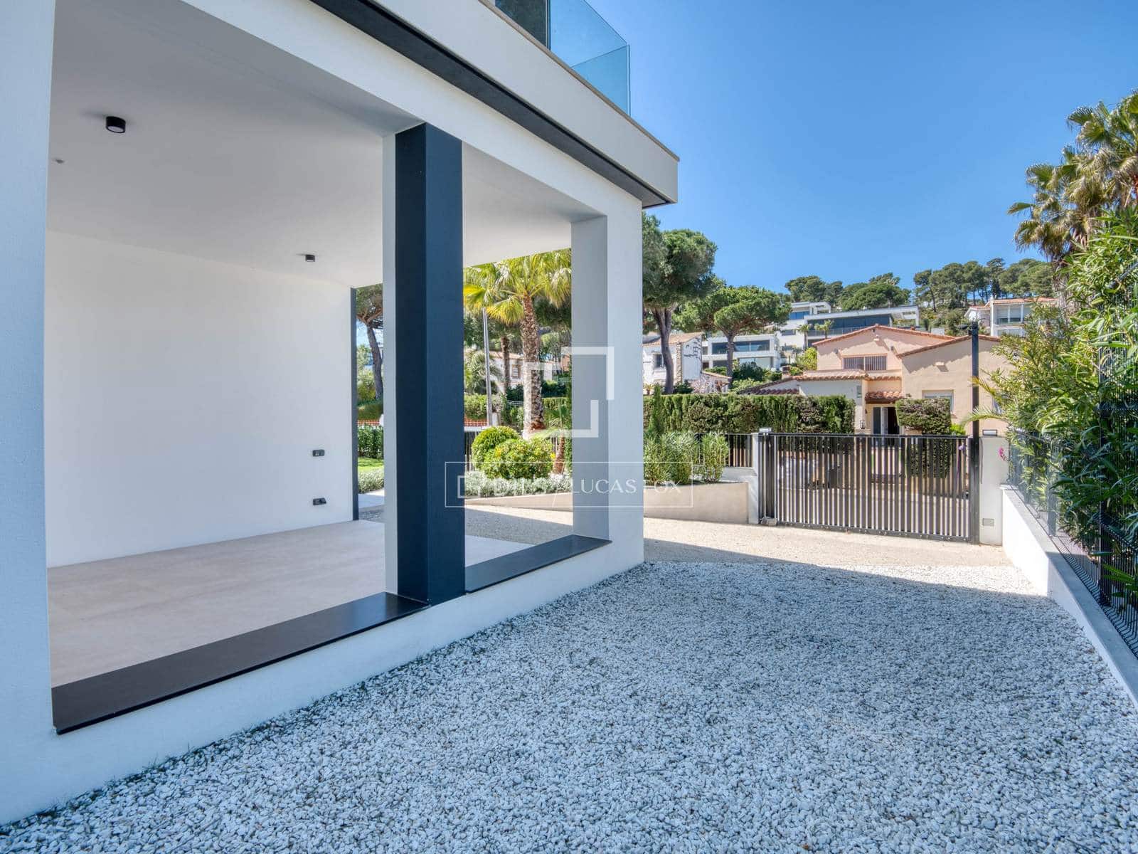 4 bedroom Villa for sale in Platja d'Aro with pool garage - € 2,300,000 (Ref: 9770047)
