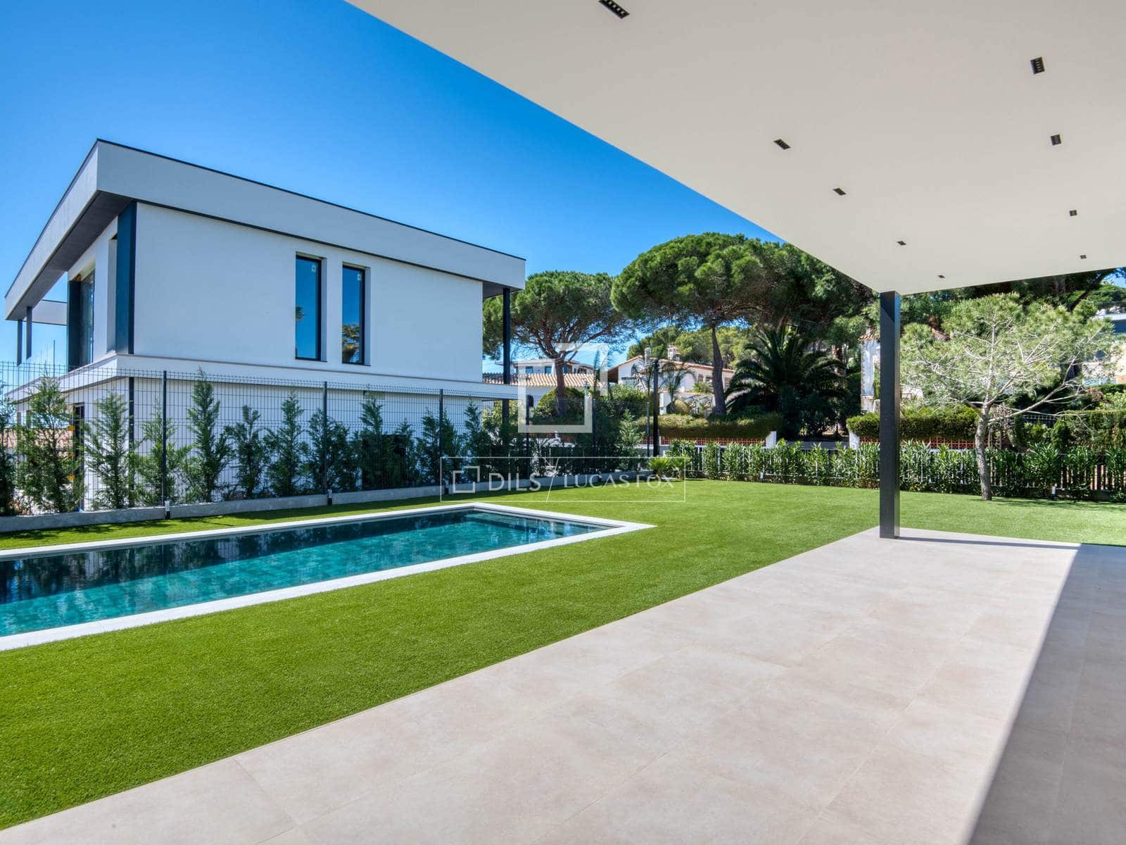 4 bedroom Villa for sale in Platja d'Aro with pool garage - € 2,300,000 (Ref: 9770047)
