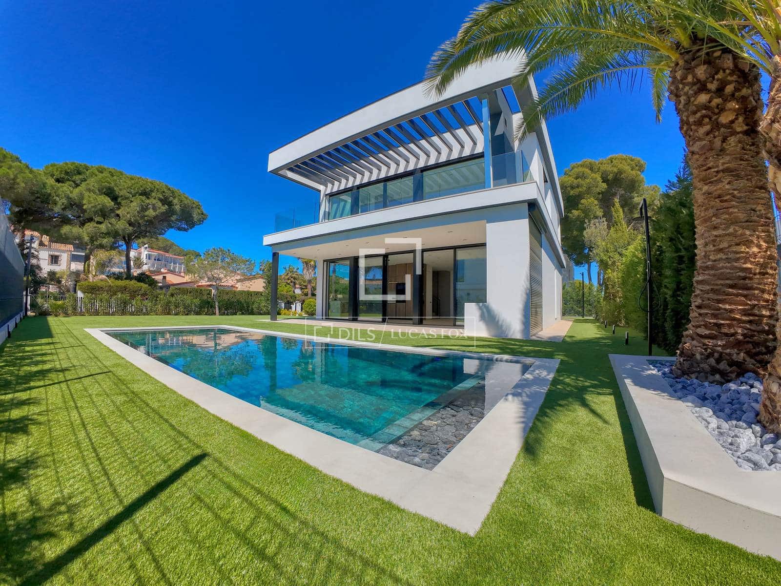 4 bedroom Villa for sale in Platja d'Aro with pool garage - € 2,300,000 (Ref: 9770047)