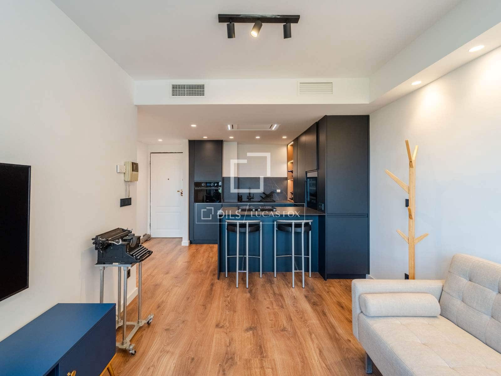 1 bedroom Apartment for rent in Valencia city with pool - € 1,800 (Ref: 9770877)