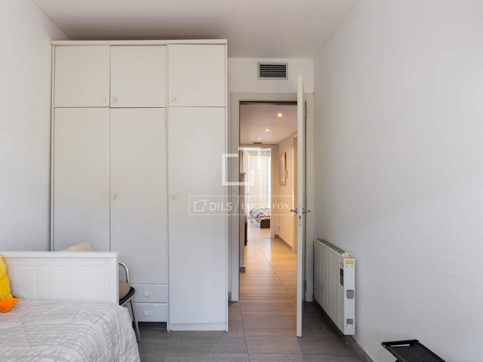 4 sypialnia Willa na sprzedaż w Sant Pol de Mar z basenem garażem - 535 000 € (Ref: 9771804)