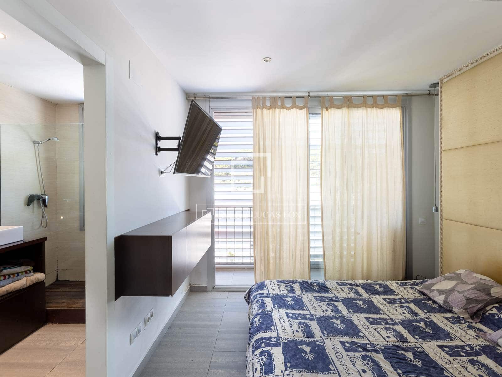 4 sypialnia Willa na sprzedaż w Sant Pol de Mar z basenem garażem - 535 000 € (Ref: 9771804)