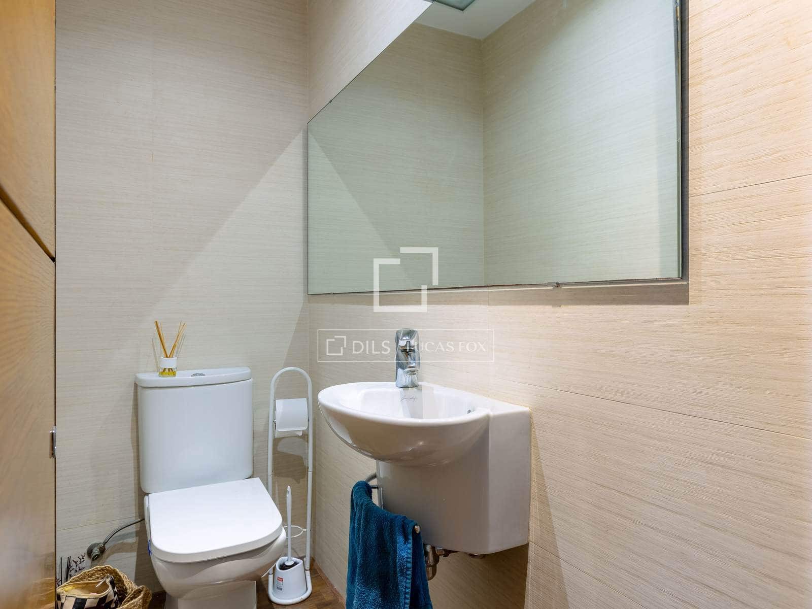 4 sypialnia Willa na sprzedaż w Sant Pol de Mar z basenem garażem - 535 000 € (Ref: 9771804)