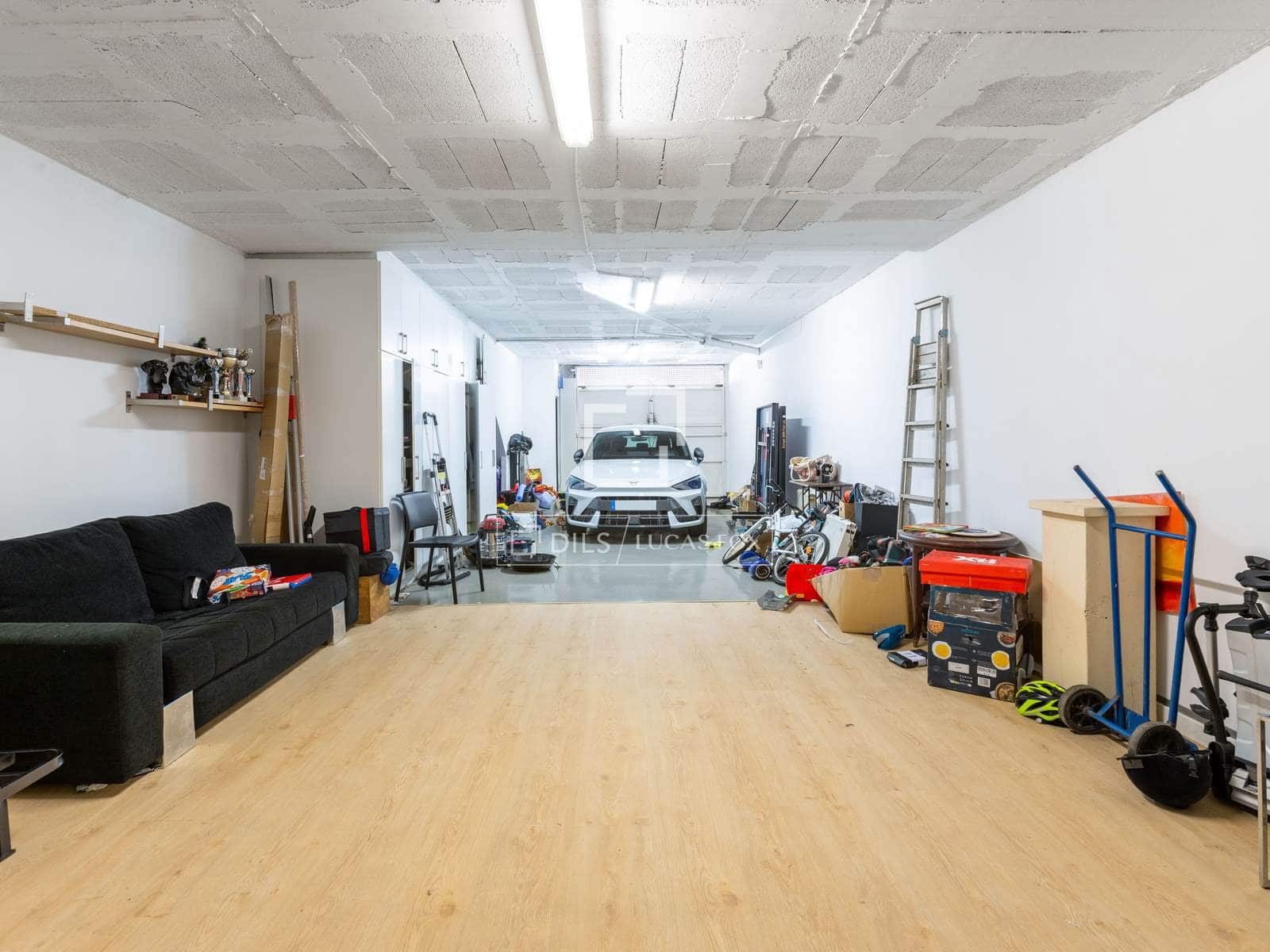 4 sypialnia Willa na sprzedaż w Sant Pol de Mar z basenem garażem - 535 000 € (Ref: 9771804)