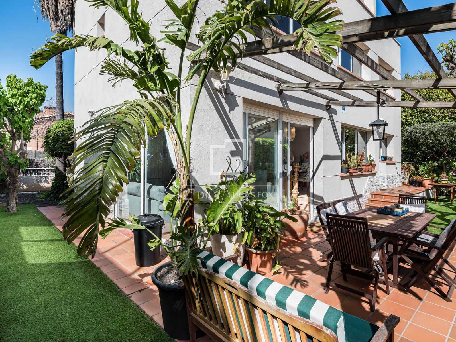 4 slaapkamer Villa te koop in Castelldefels met garage - € 1.390.000 (Ref: 9772427)