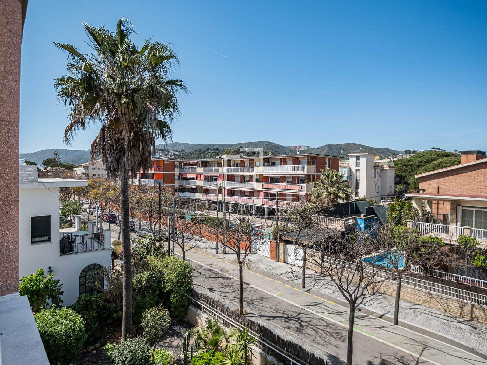 4 slaapkamer Villa te koop in Castelldefels met garage - € 1.390.000 (Ref: 9772427)