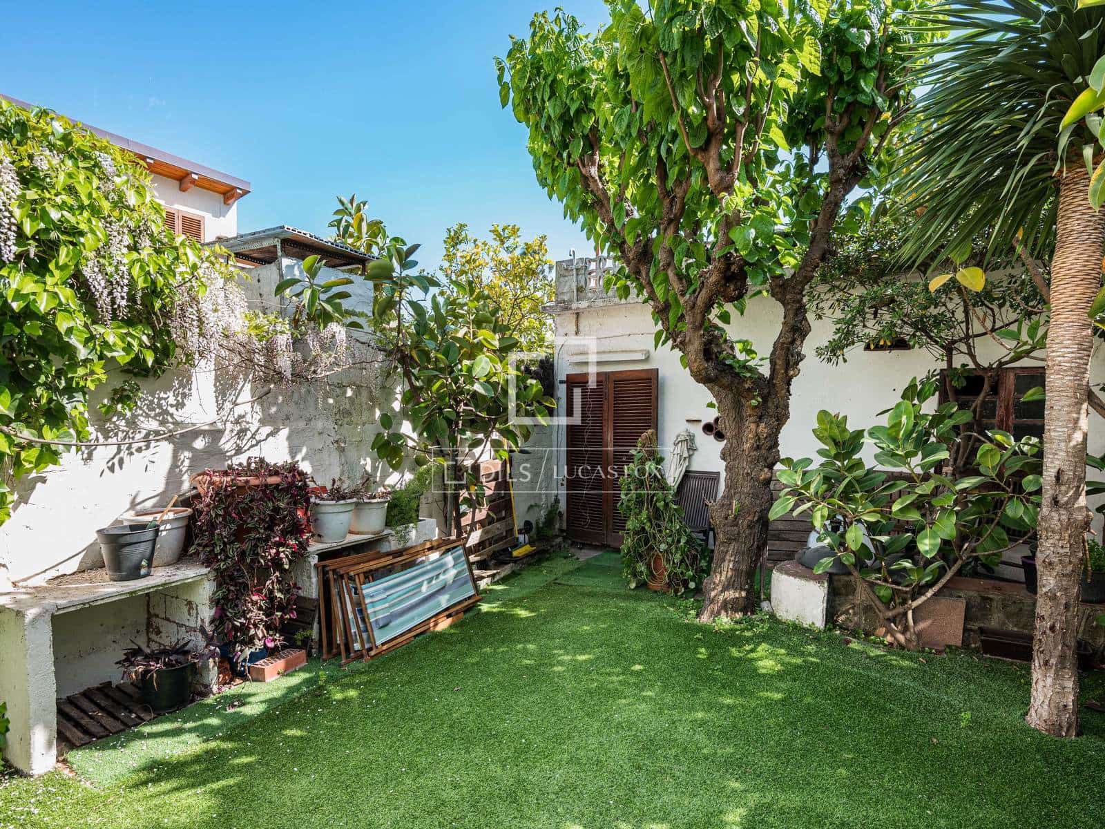 4 slaapkamer Villa te koop in Castelldefels met garage - € 1.390.000 (Ref: 9772427)