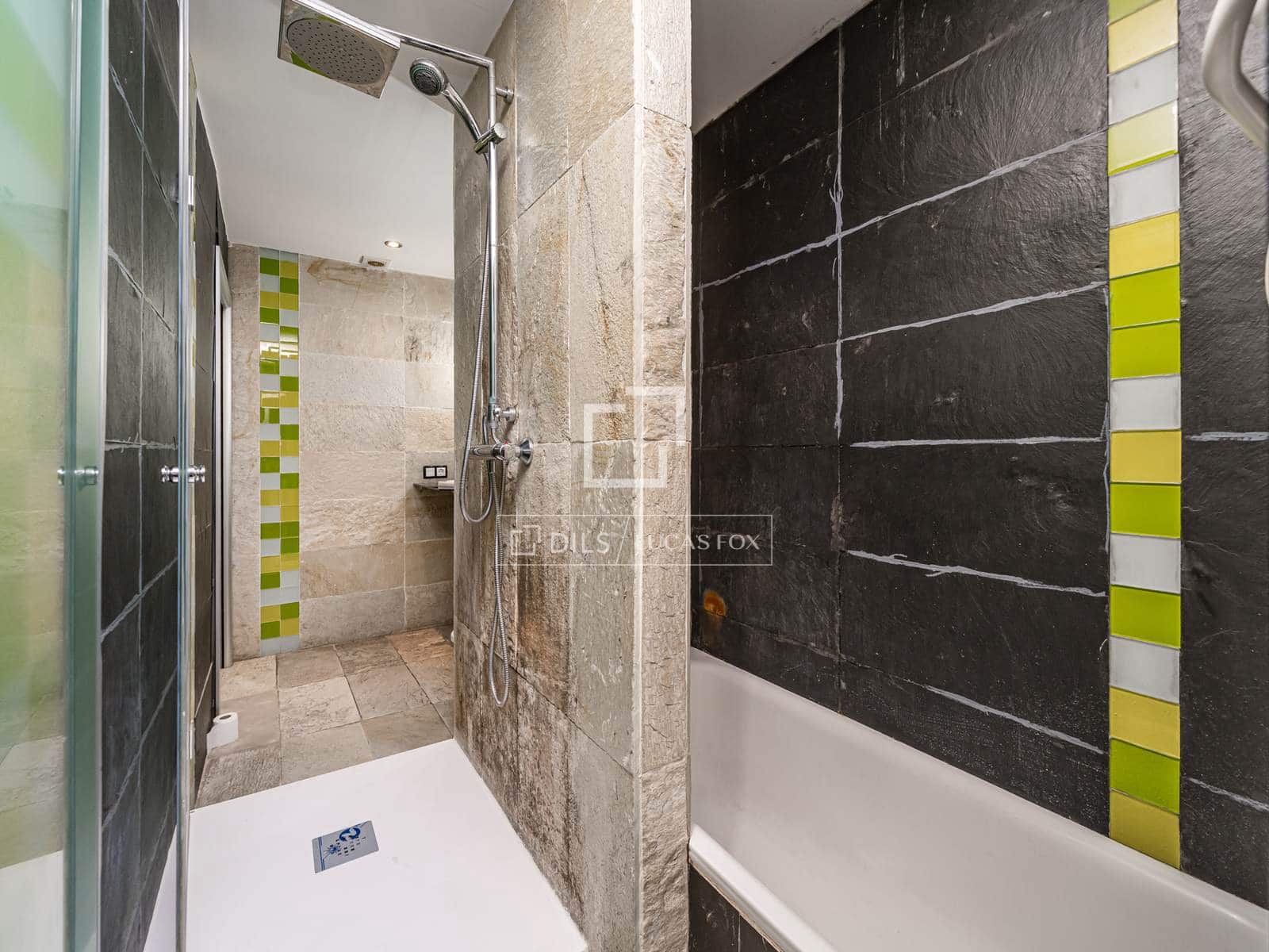 2 bedroom Apartment for sale in Madrid city - € 795,000 (Ref: 9772428)