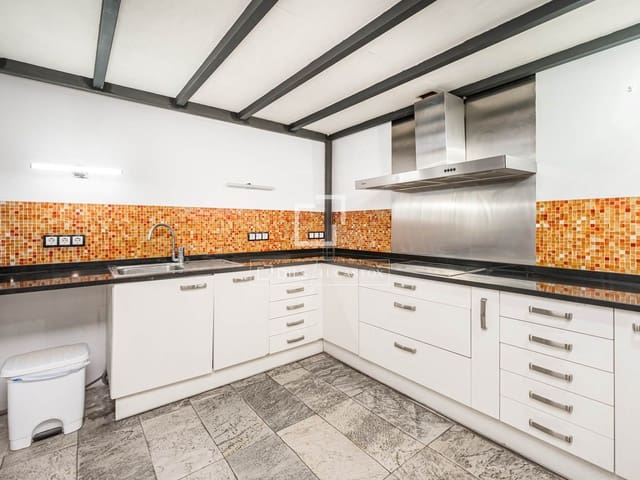 2 soveværelse Lejlighed til salg i Ibiza, Madrid by - € 795.000 (Ref: 9772428)