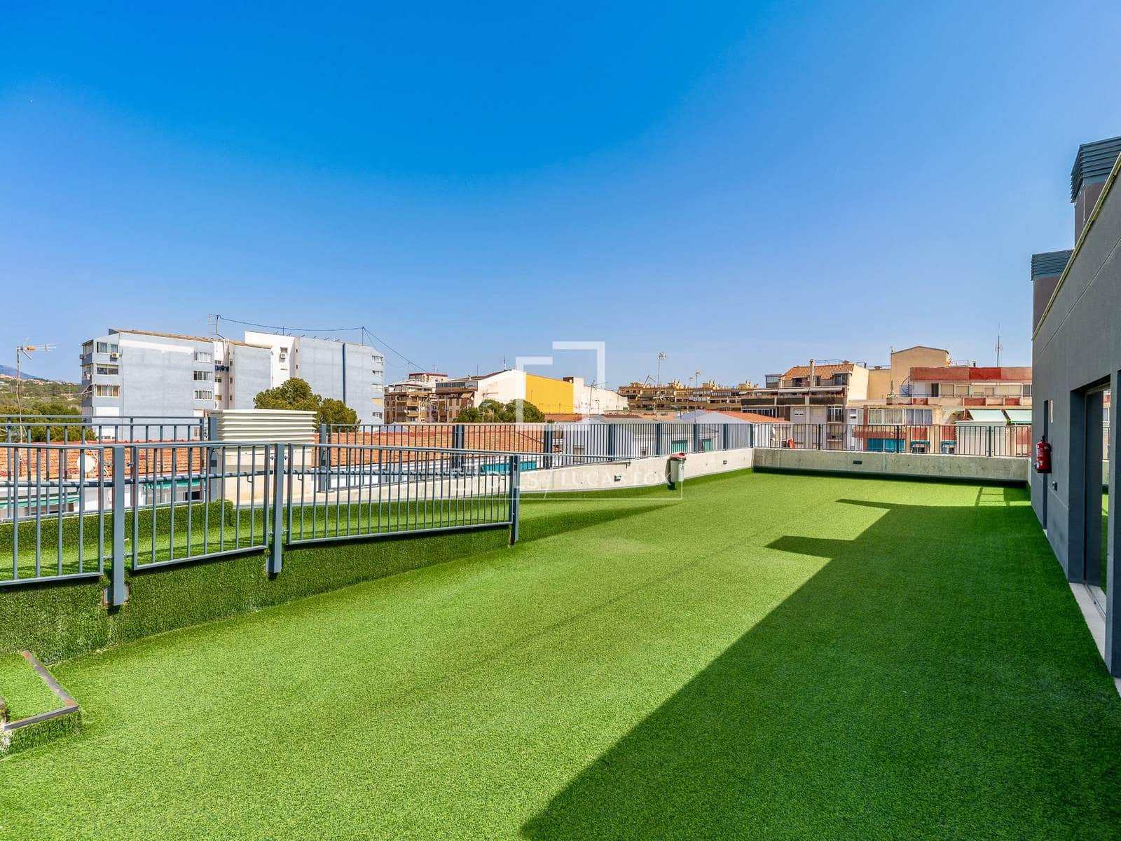 2 camera da letto Appartamento in vendita in Benidorm con piscina - 295.000 € (Rif: 9772429)