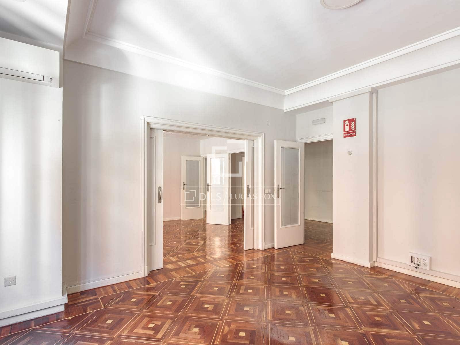6 soverom Leilighet til leie i Madrid by - € 4 200 (Ref: 9773410)