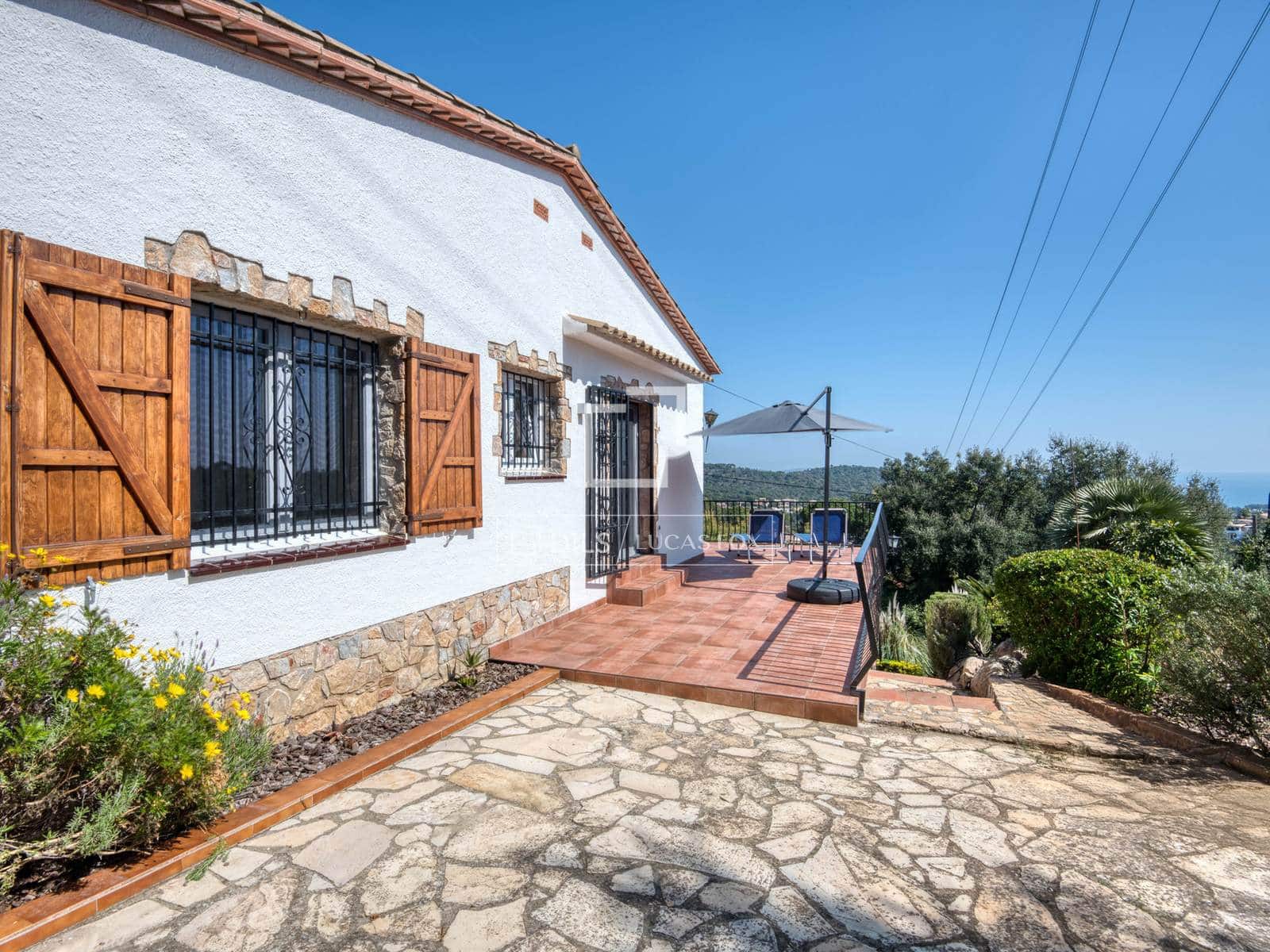 Chalet de 3 habitaciones en Castell-Platja d'Aro en venta con garaje - 585.000 € (Ref: 9773411)