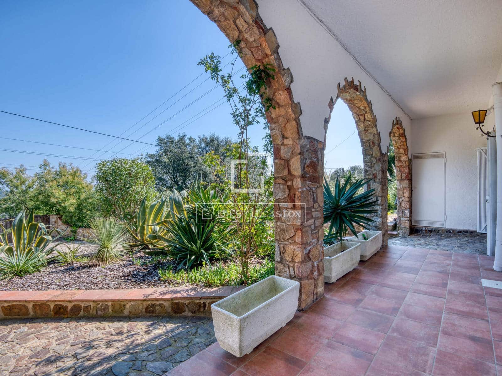 Chalet de 3 habitaciones en Castell-Platja d'Aro en venta con garaje - 585.000 € (Ref: 9773411)