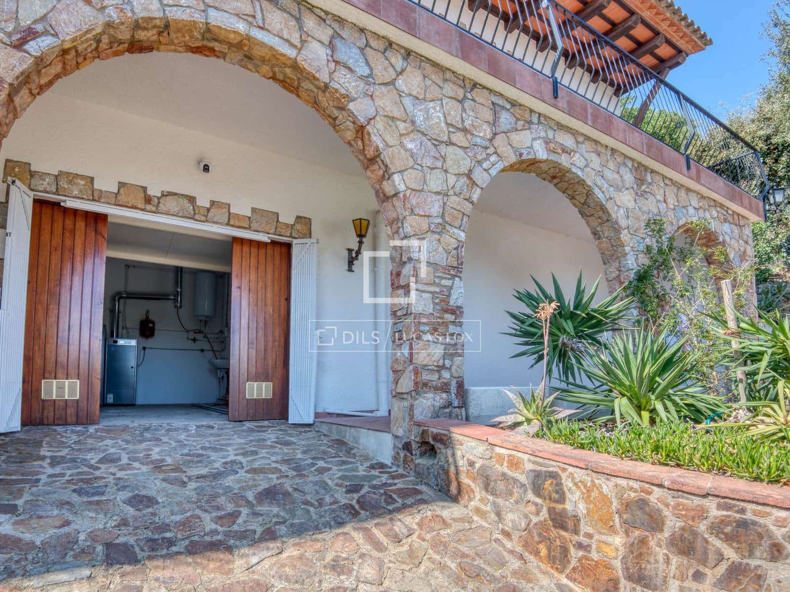 Chalet de 3 habitaciones en Castell-Platja d'Aro en venta con garaje - 585.000 € (Ref: 9773411)