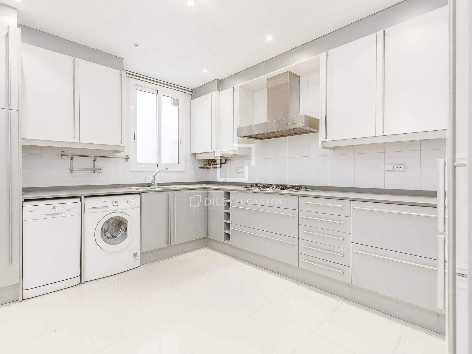 3 soverom Leilighet til salgs i Barcelona by - € 895 000 (Ref: 9775873)