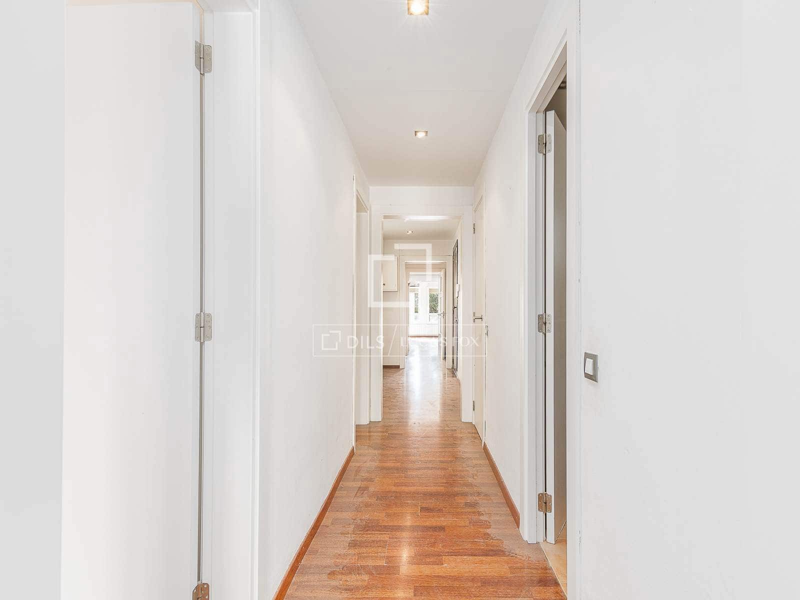 3 soverom Leilighet til salgs i Barcelona by - € 895 000 (Ref: 9775873)