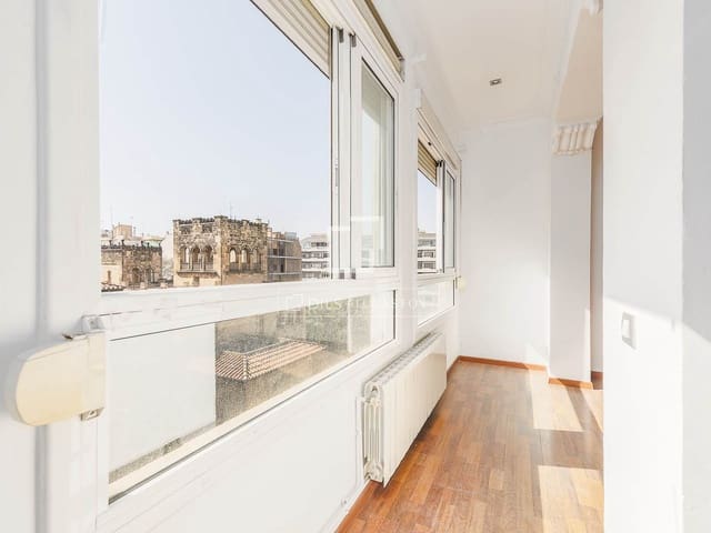3 soverom Leilighet til salgs i Barcelona by - € 895 000 (Ref: 9775873)