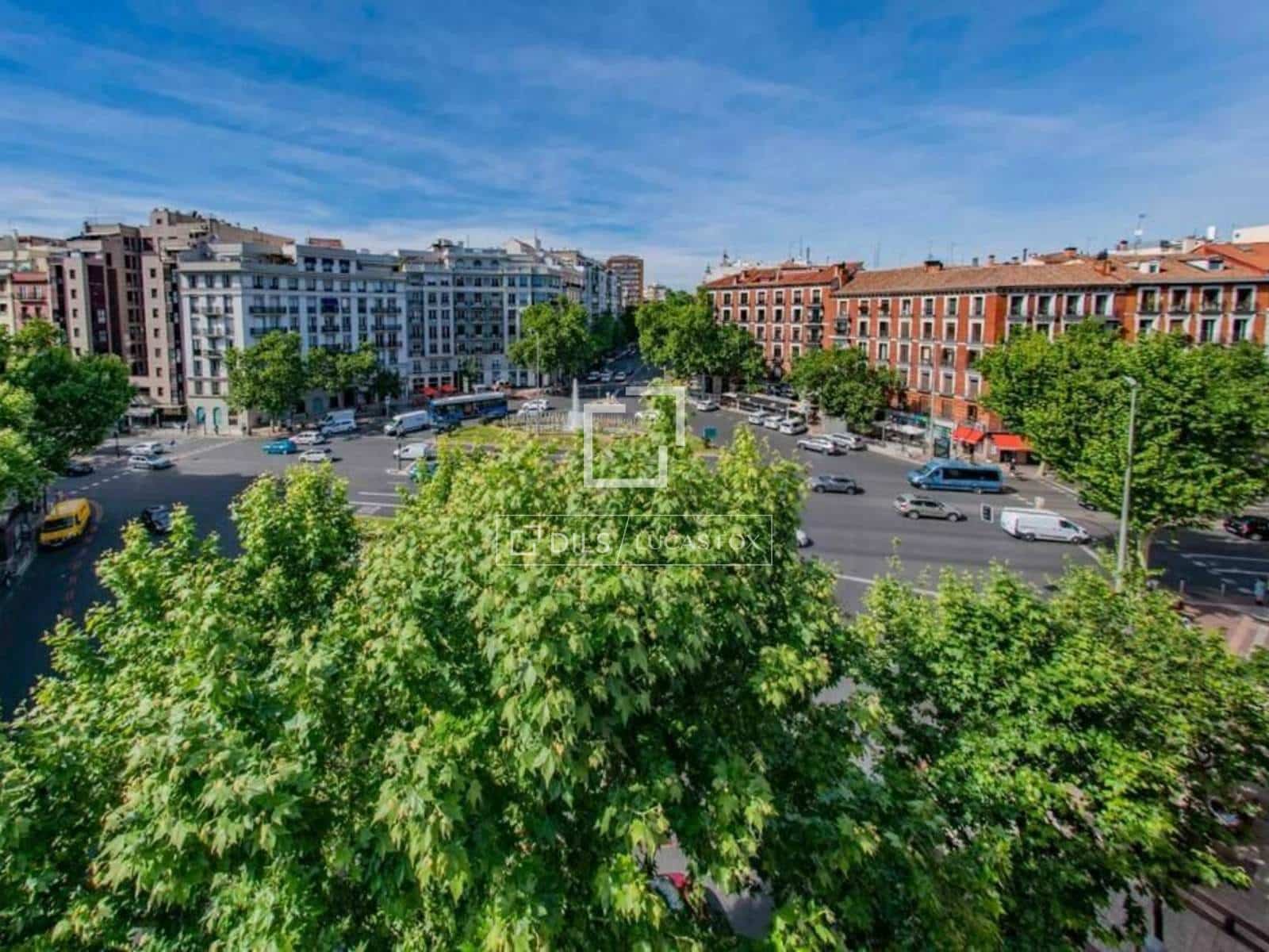 2 Zimmer Penthouse zu vermieten in Madrid Stadt - 3.400 € (Ref: 9776870)