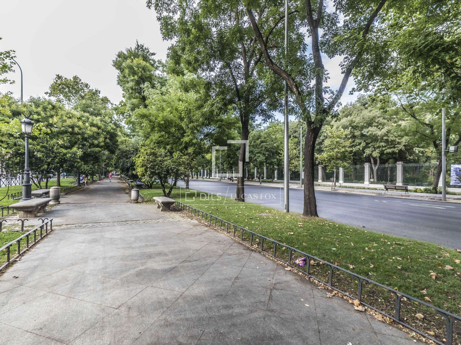 2 bedroom Penthouse for rent in Madrid city - € 3,400 (Ref: 9776870)