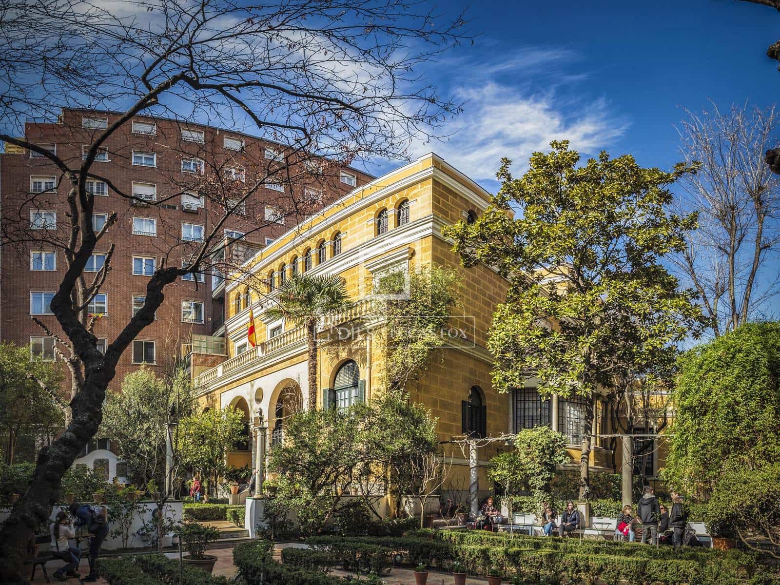 2 bedroom Penthouse for rent in Madrid city - € 3,400 (Ref: 9776870)