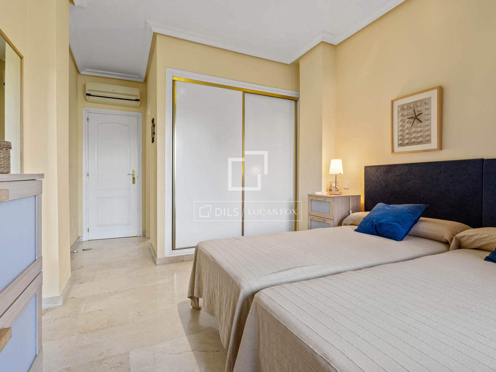 2 bedroom Apartment for sale in Casares with pool garage - € 359,000 (Ref: 9777083)