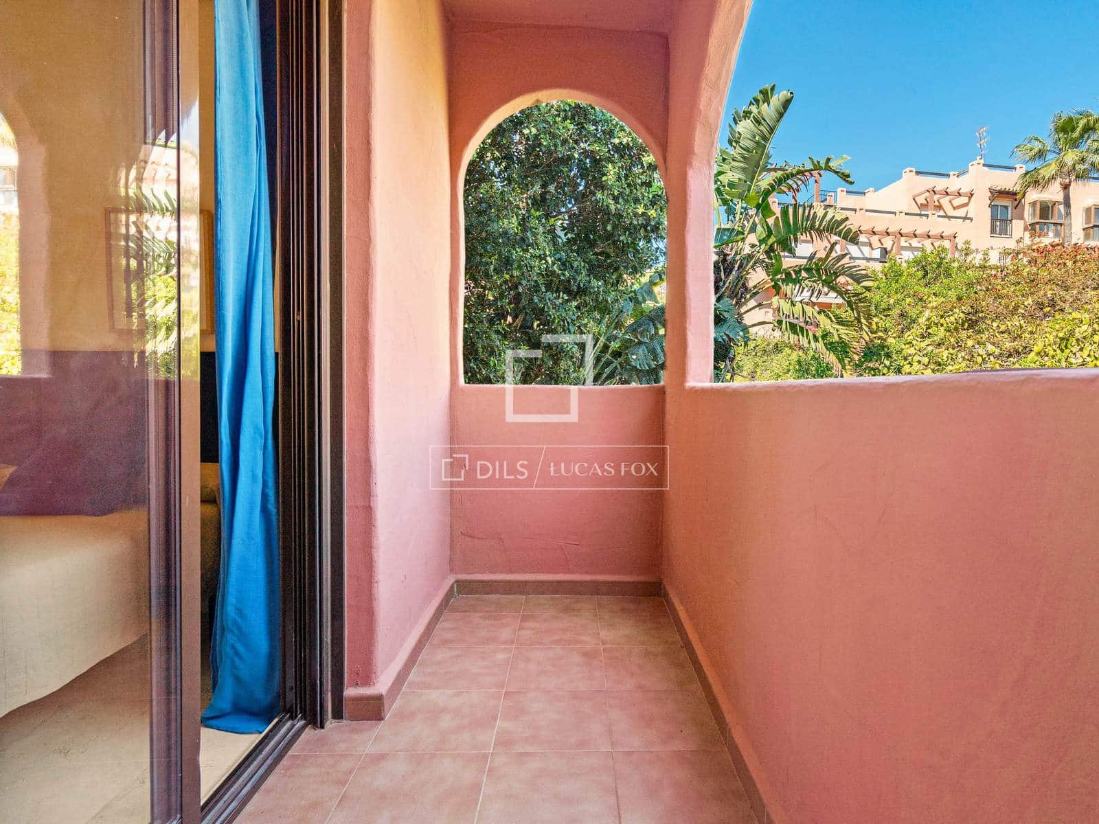 2 bedroom Apartment for sale in Casares with pool garage - € 359,000 (Ref: 9777083)