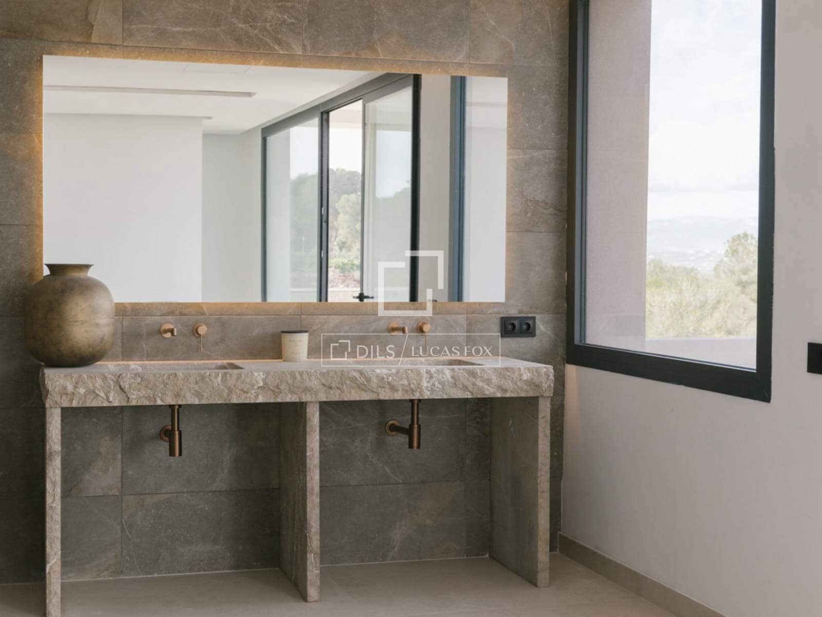 3 bedroom Villa for sale in Palma de Mallorca with pool garage - € 2,400,000 (Ref: 9777084)