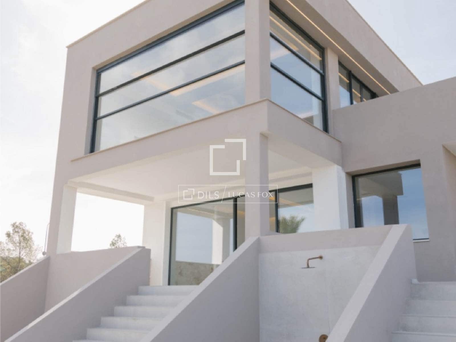 3 bedroom Villa for sale in Palma de Mallorca with pool garage - € 2,400,000 (Ref: 9777084)