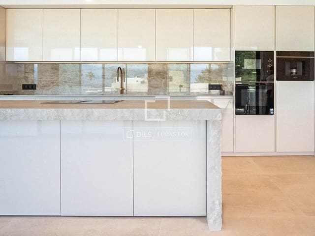 3 slaapkamer Villa te koop in Palma de Mallorca met zwembad garage - € 2.400.000 (Ref: 9777084)