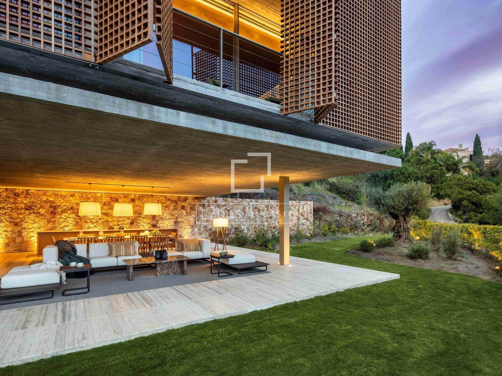 7 soverom Villa til salgs i Benahavis med svømmebasseng garasje - € 10 800 000 (Ref: 9777085)