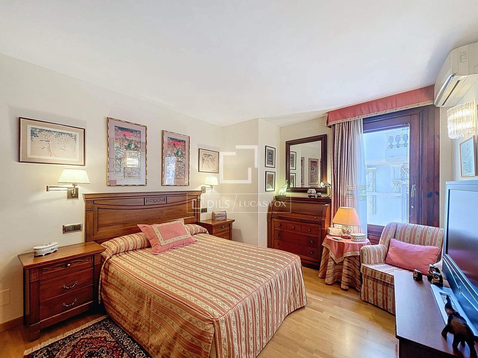 5 quarto Apartamento para venda em Alicante cidade - 1 200 000 € (Ref: 9777228)