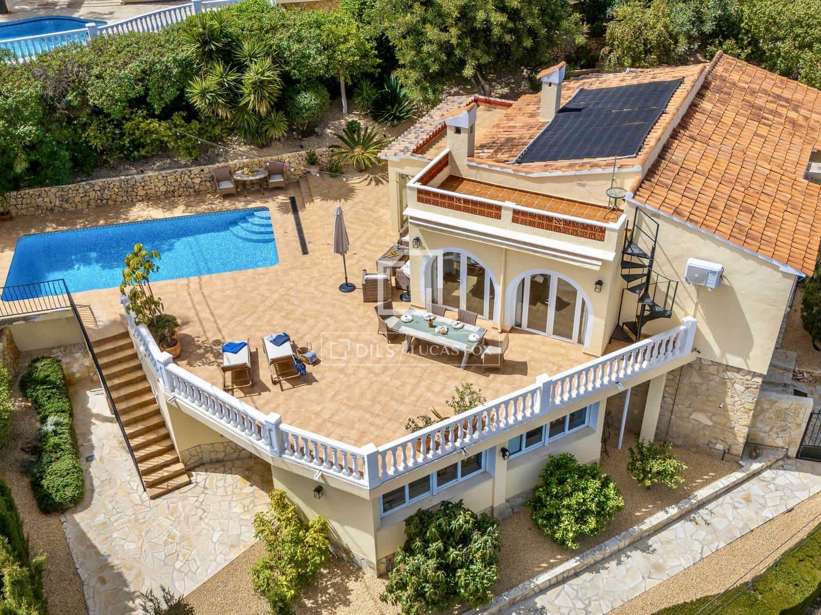 4 soverom Villa til salgs i La Nucia med svømmebasseng garasje - € 885 000 (Ref: 9777230)