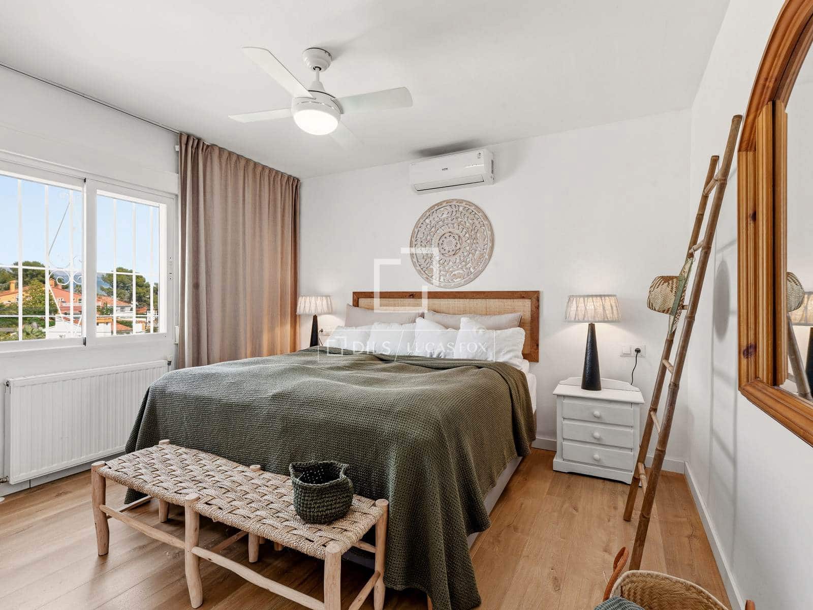 4 soverom Villa til salgs i La Nucia med svømmebasseng garasje - € 885 000 (Ref: 9777230)