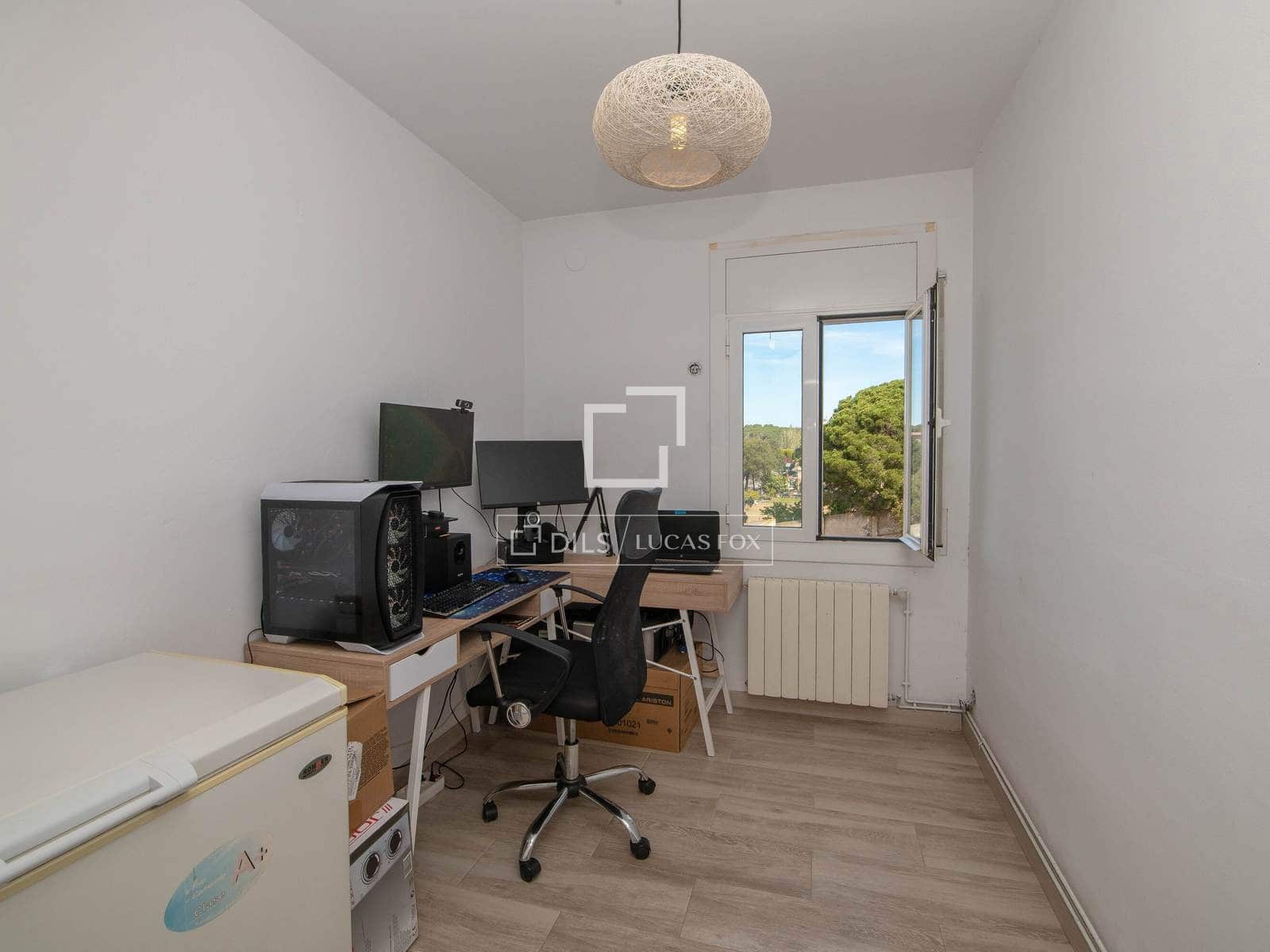 4 slaapkamer Appartement te koop in Sant Feliu de Guixols met garage - € 210.000 (Ref: 9777232)