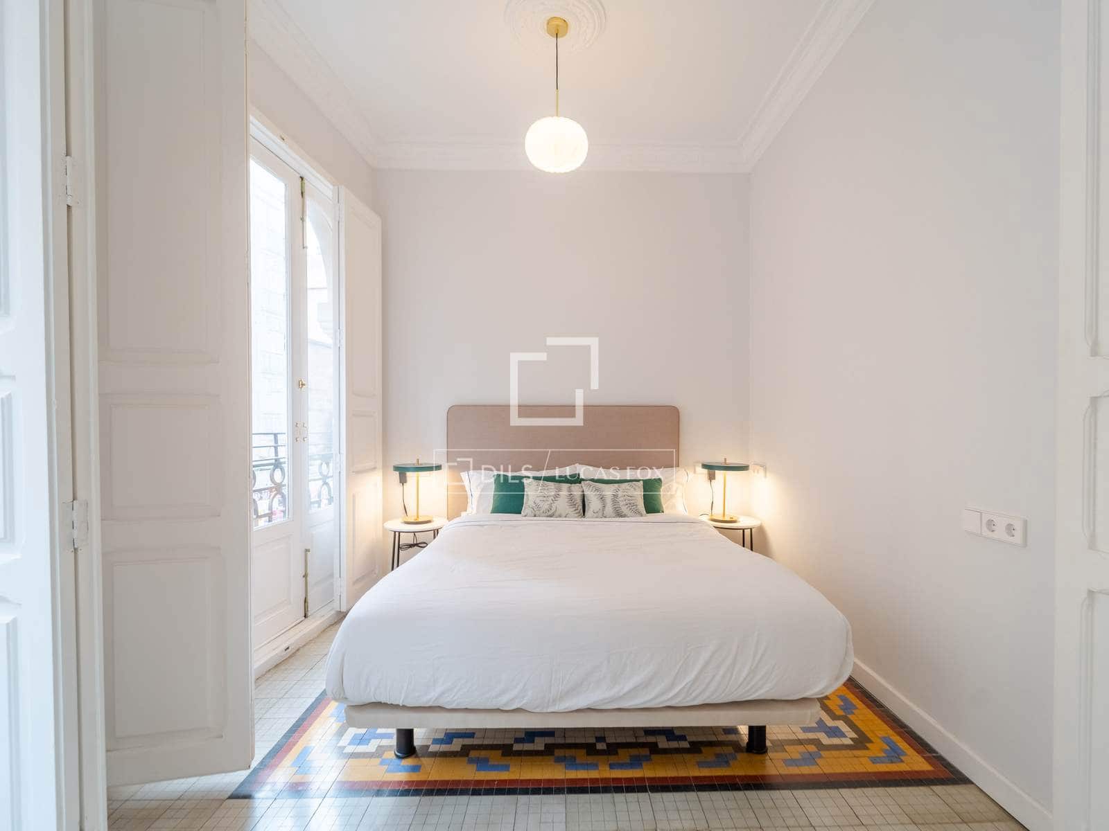 2 sypialnia Apartament do wynajęcia w Miasto Walencja - 2 400 € (Ref: 9778410)