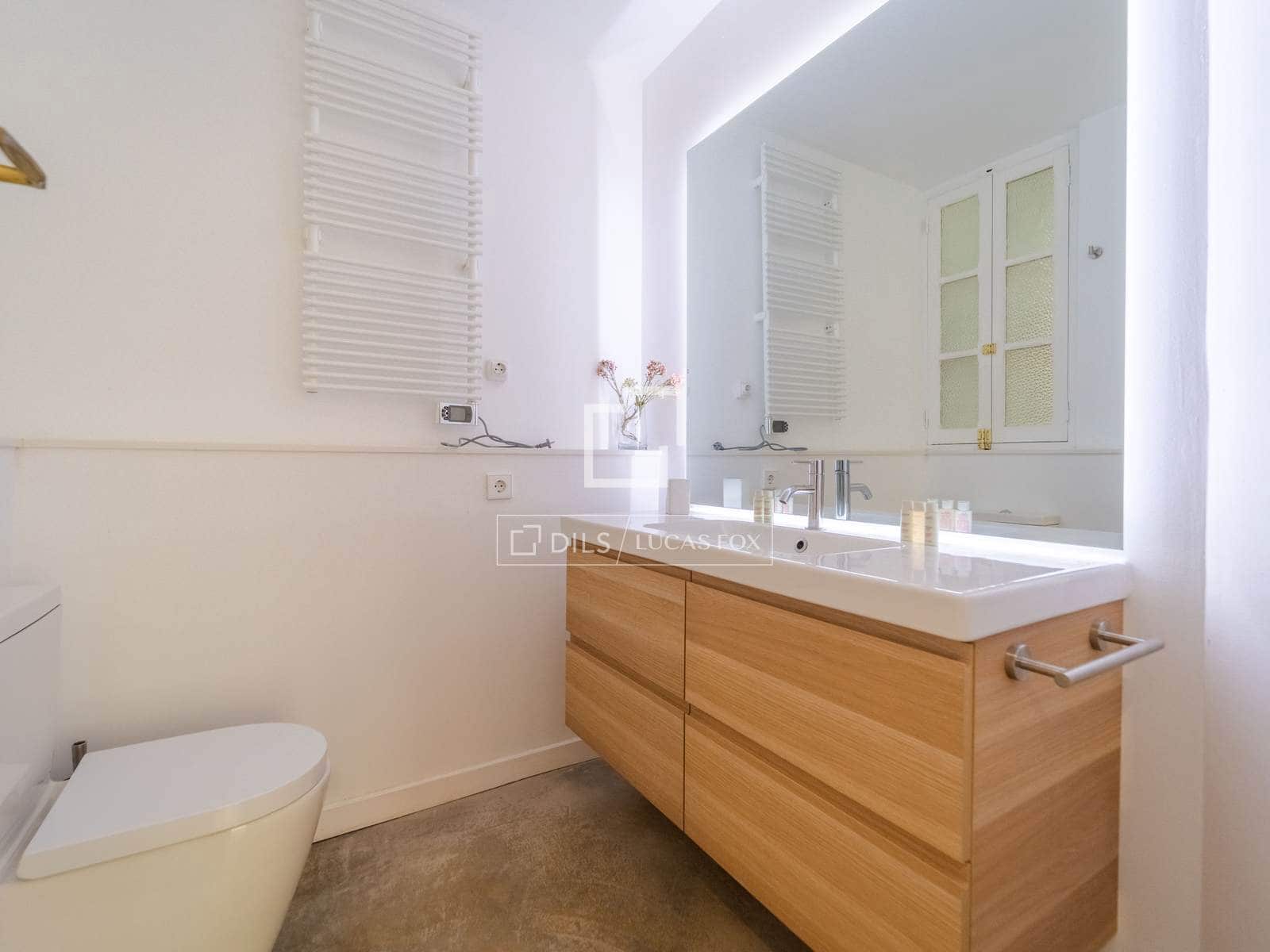 2 sypialnia Apartament do wynajęcia w Miasto Walencja - 2 400 € (Ref: 9778410)