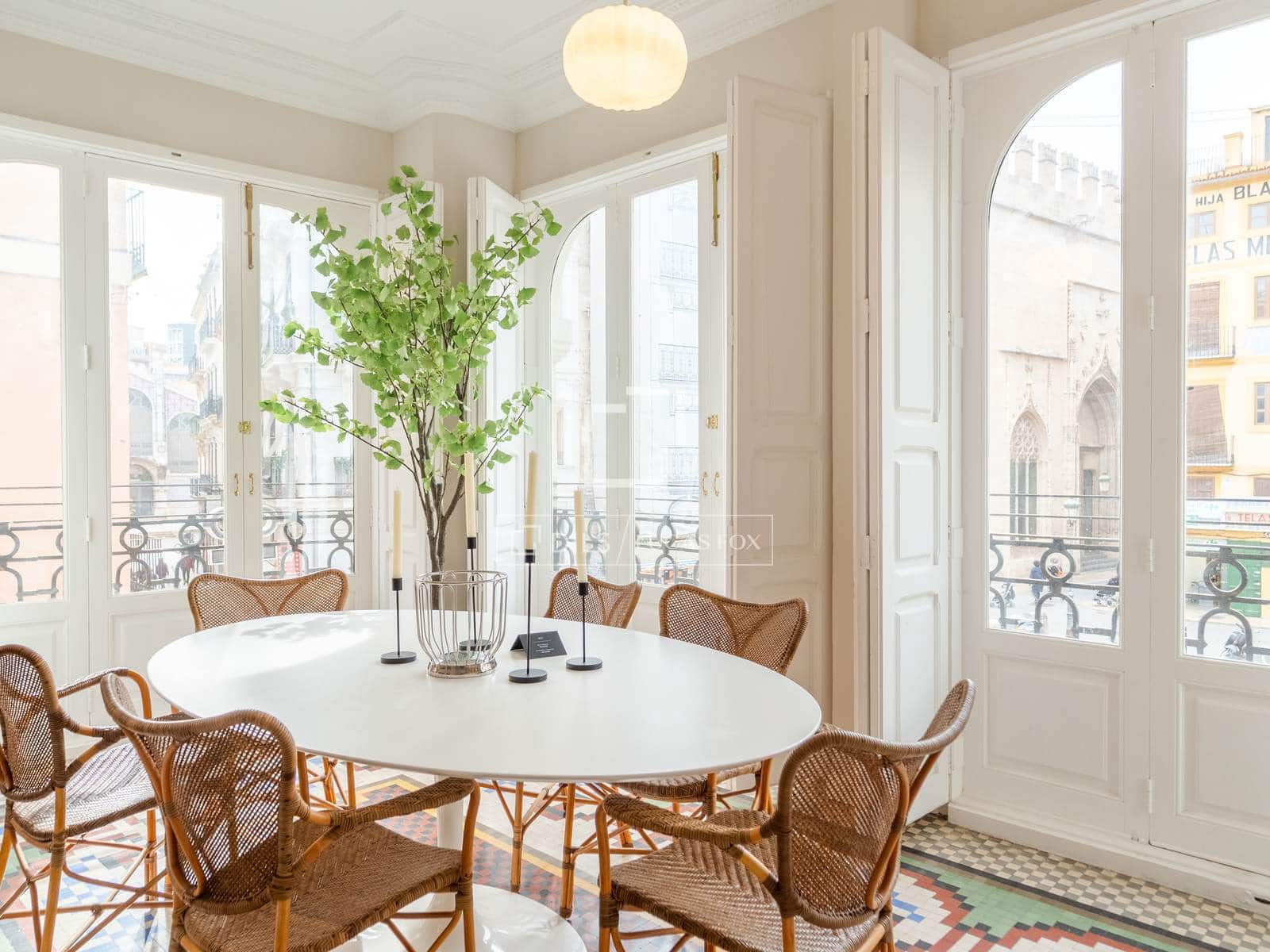 2 sypialnia Apartament do wynajęcia w Miasto Walencja - 2 400 € (Ref: 9778410)