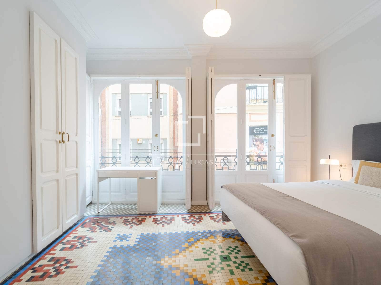 2 sypialnia Apartament do wynajęcia w Miasto Walencja - 2 400 € (Ref: 9778410)