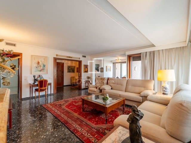 4 camera da letto Appartamento in vendita in Valencia città con garage - 960.000 € (Rif: 9778411)