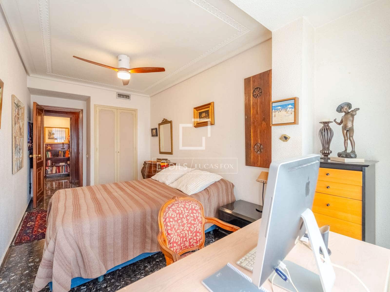 4 sypialnia Apartament na sprzedaż w Miasto Walencja z garażem - 960 000 € (Ref: 9778411)