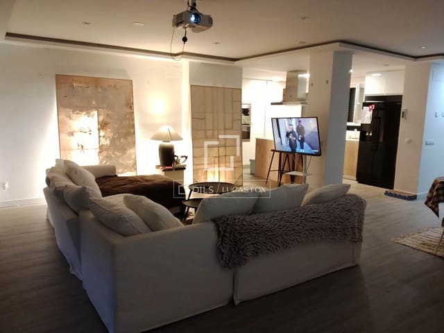 4 Zimmer Villa zu vermieten in Madrid Stadt mit Pool Garage - 3.400 € (Ref: 9778412)