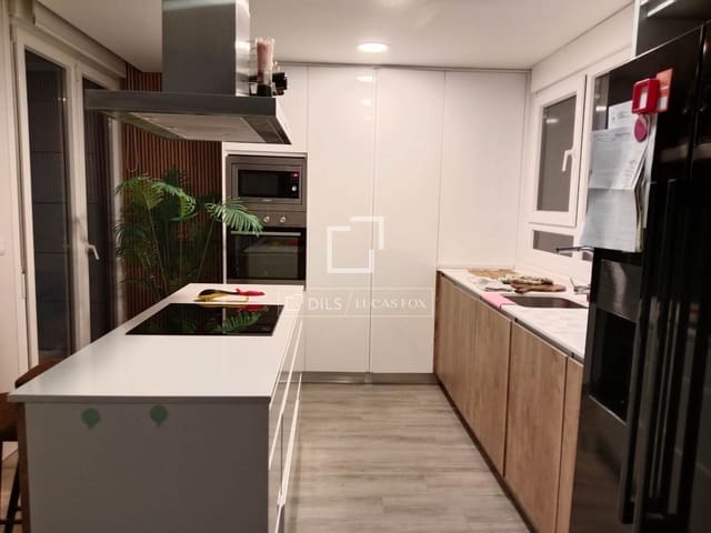 4 Zimmer Villa zu vermieten in Madrid Stadt mit Pool Garage - 3.400 € (Ref: 9778412)