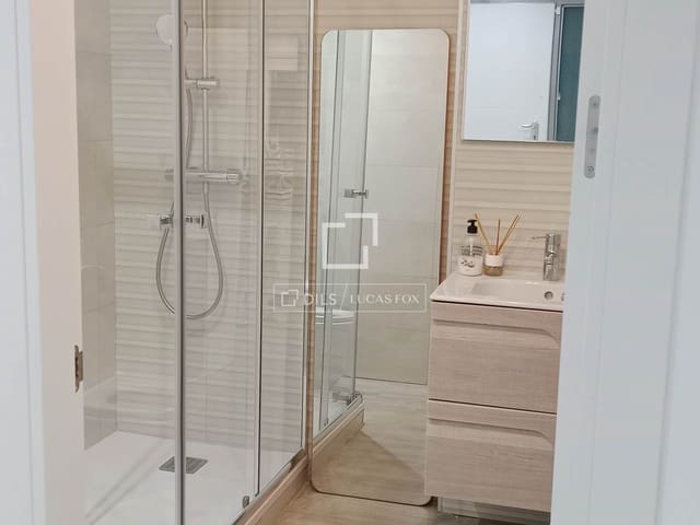 4 Zimmer Villa zu vermieten in Madrid Stadt mit Pool Garage - 3.400 € (Ref: 9778412)