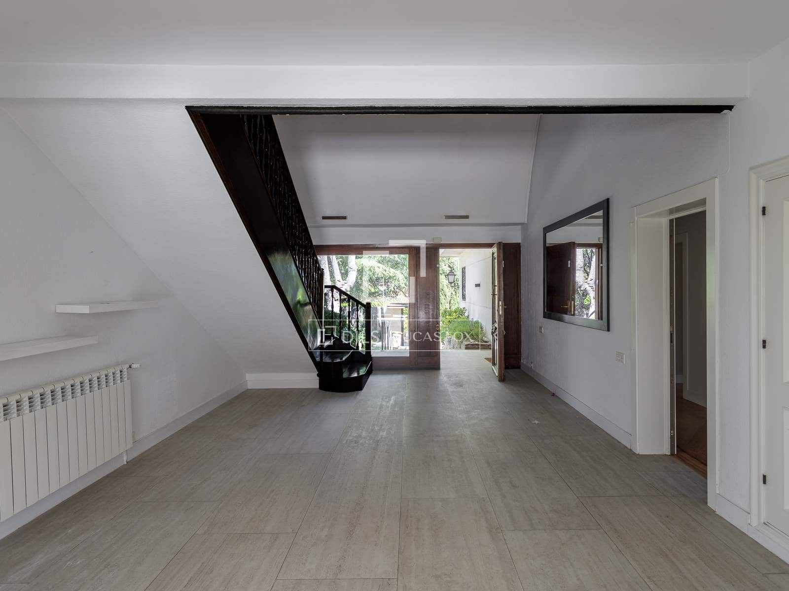 6 bedroom Villa for rent in Alcobendas with pool garage - € 16,000 (Ref: 9778578)