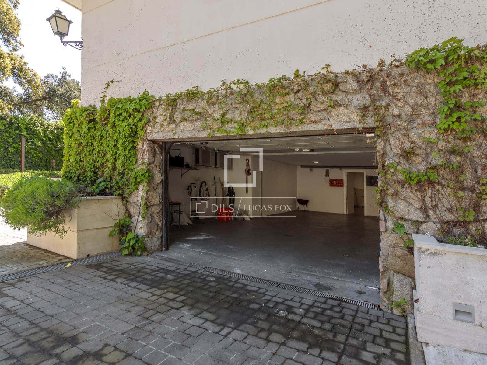 6 bedroom Villa for rent in Alcobendas with pool garage - € 16,000 (Ref: 9778578)